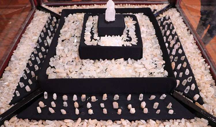 Glittering World of Semi-Precious Stones at Preah Norodom Sihanouk-Angkor Museum