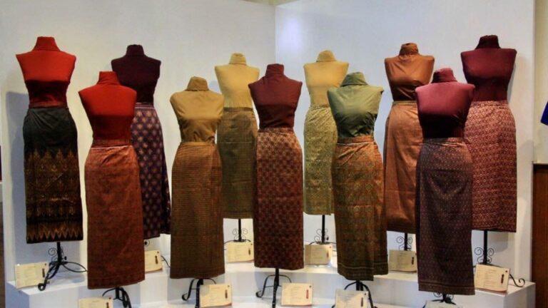 Exploring the Vibrant World of Khmer Traditional Clothing