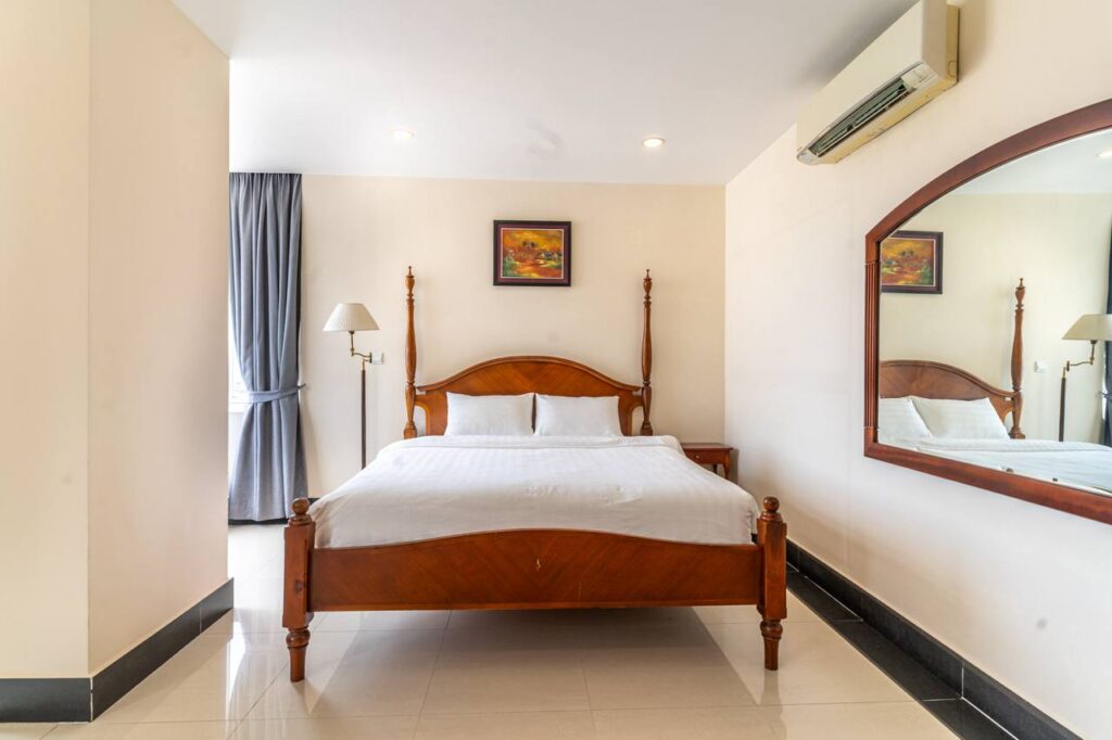 3-Bedroom Apartment