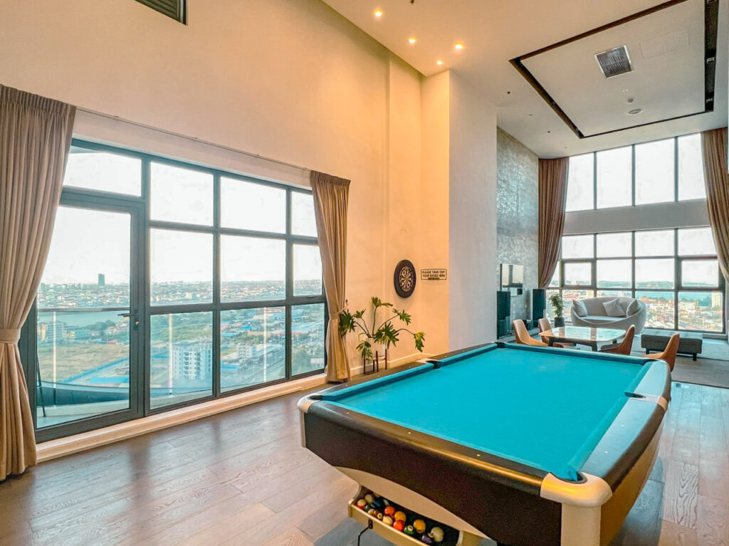 1 Bedroom Luxury Condo