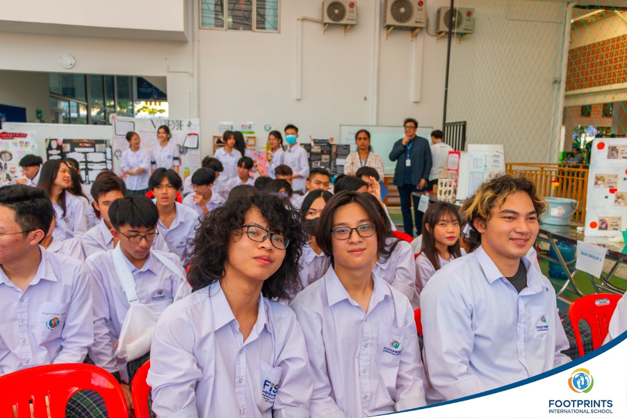 Footprints International School