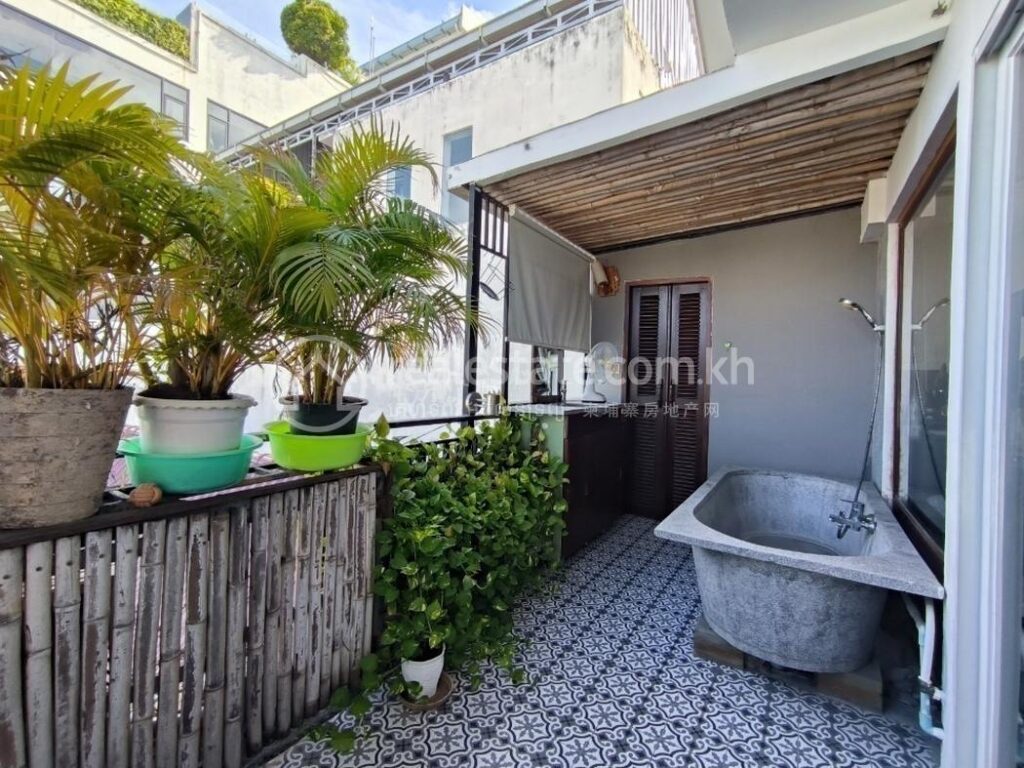 One Bedroom Fully Furnished