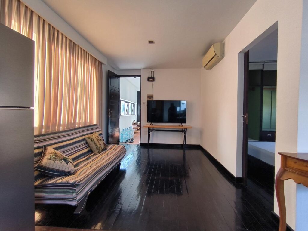 One Bedroom Fully Furnished