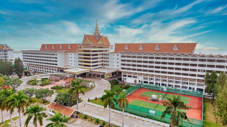 Hotel Cambodiana