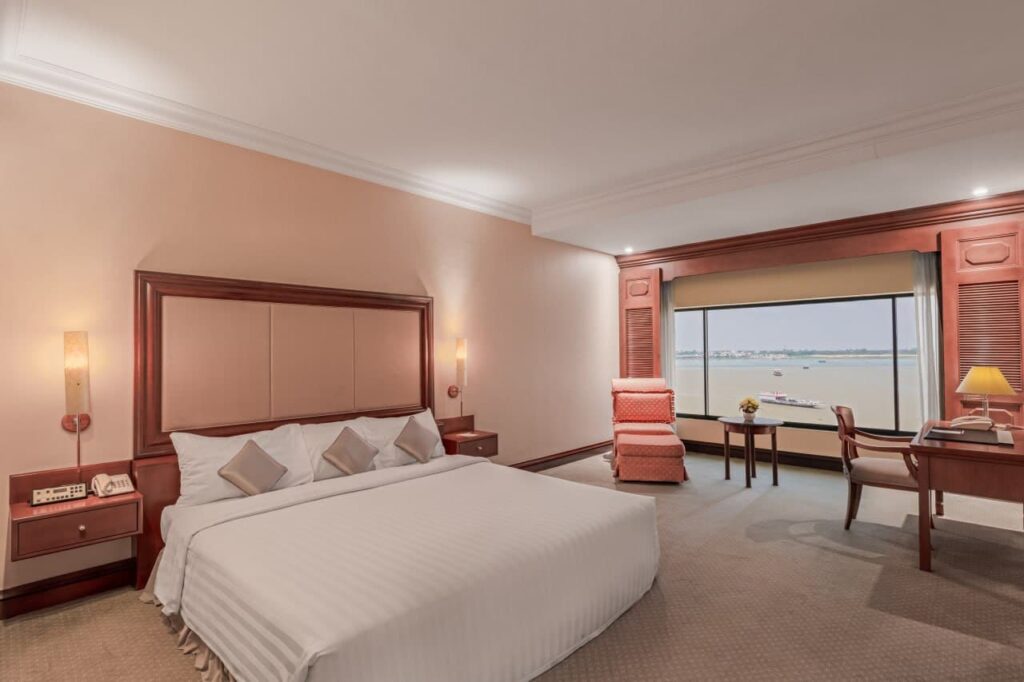 Hotel Cambodiana